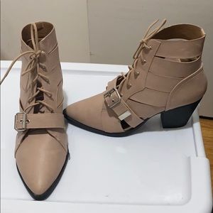 Pointed toe cut out lace up heeled bootie
